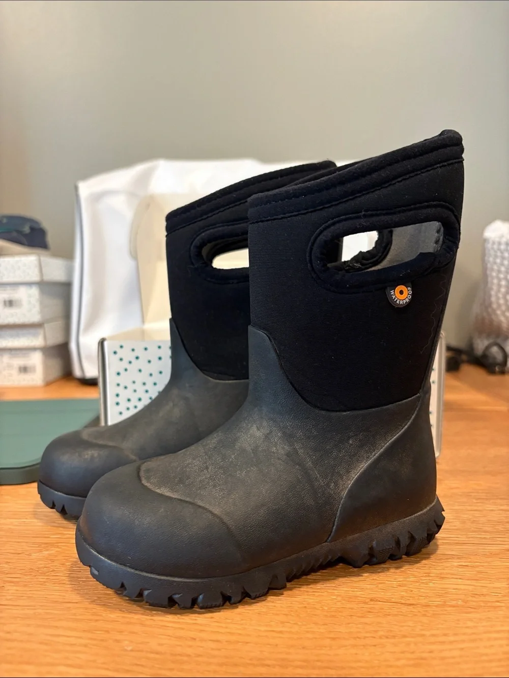 Bogs Black Kids Waterproof Pull-On Snow Boots
